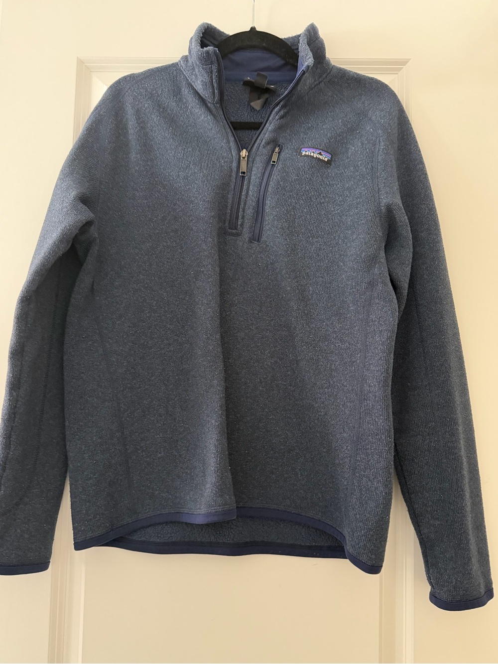 Patagonia Men’s Navy Blue Half-Zip Fleece Pullover